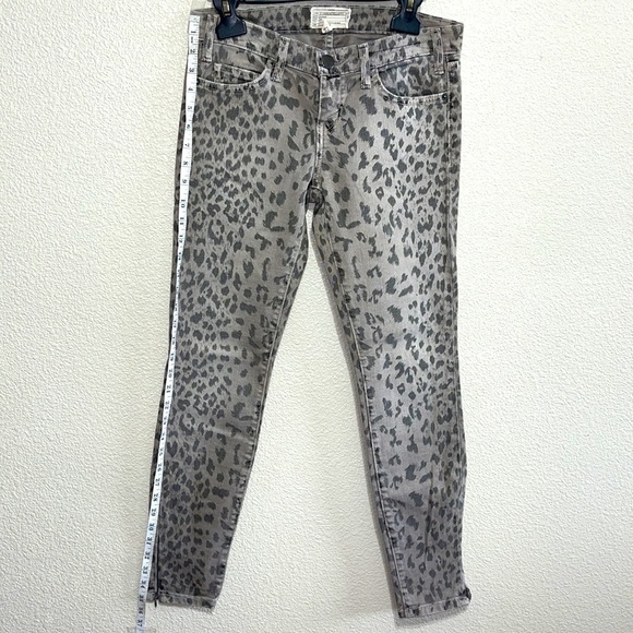 Current Elliot The Stiletto Grey Leopard Jeans - Picture 4 of 8